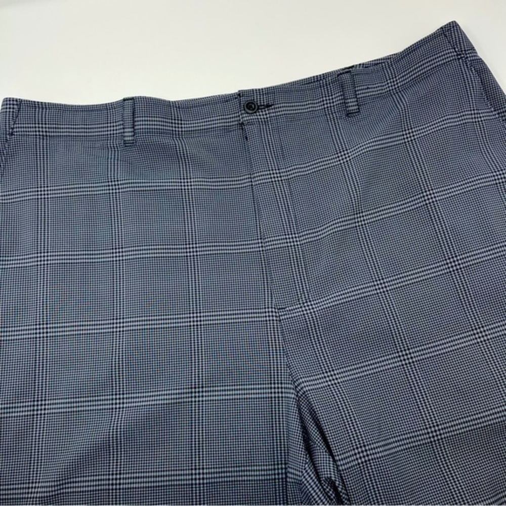 Ben Hogan Golf Shorts Black with Grey Plaid‎ Belt Loops  Polyester Blend Size 44